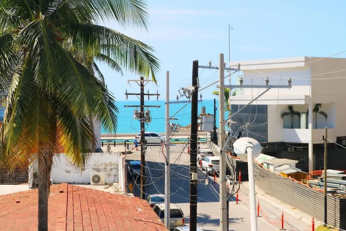 Depa A 1 Cuadra De La Playa - Flamingo 201 Daire Mazatlan